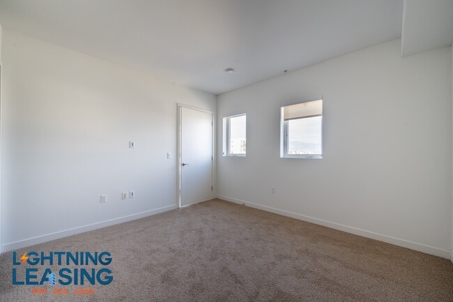 Building Photo - Luxury Two-Bedroom in North Hollywood – On...