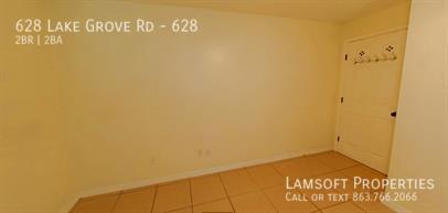 Building Photo - 628 Lake Dr W