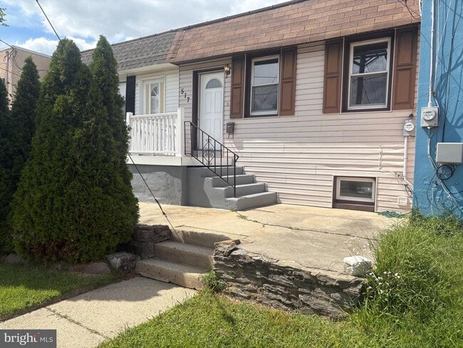 Building Photo - 517 Tatum St