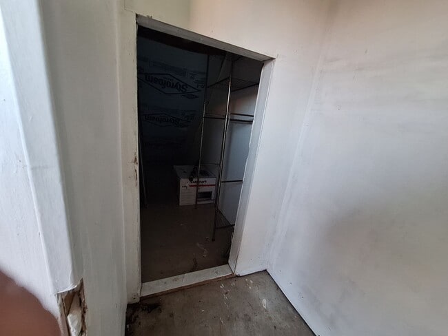 Building Photo - Charming Chesterfield Townhouse