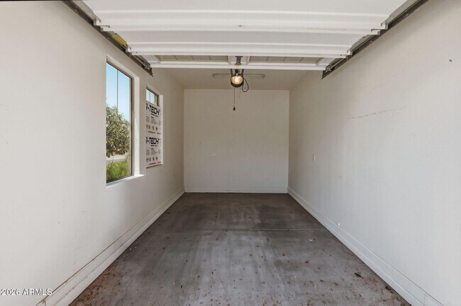 Building Photo - 1142 E Bajor St