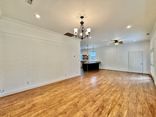 Building Photo - Recently Updated 4-Bedroom Ranch Home w/a 2 Bedroom Guest Cottage! Ready 04-23-26! Pet Friendly Home