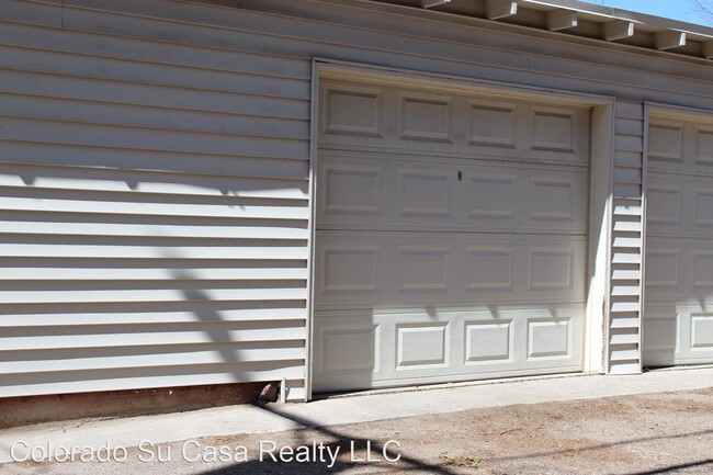 Building Photo - 2 br, 1 bath House - 2457 Paseo Rd.