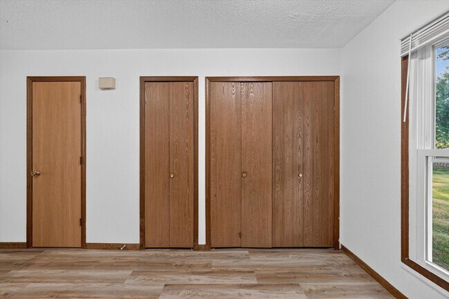Building Photo - 6839-6841 Woodlake