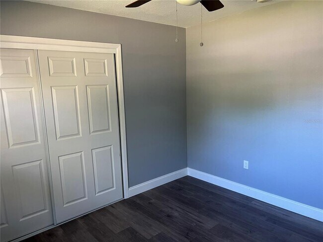 Building Photo - 509 Floral Cir