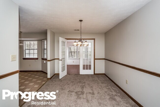 Building Photo - 295 Summertown Dr