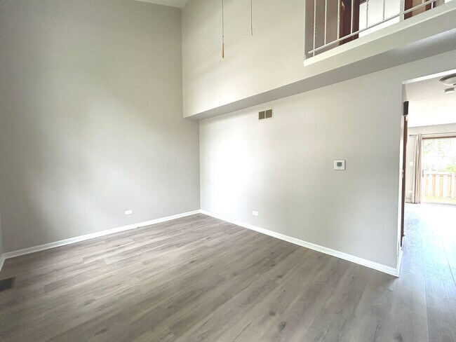 Building Photo - 1453 Chelsea Ave