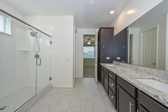 Building Photo - 7433 W Maya Way