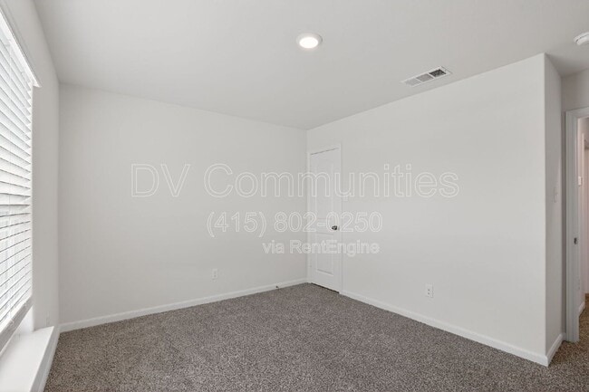 Building Photo - 512 Albert Anthony St