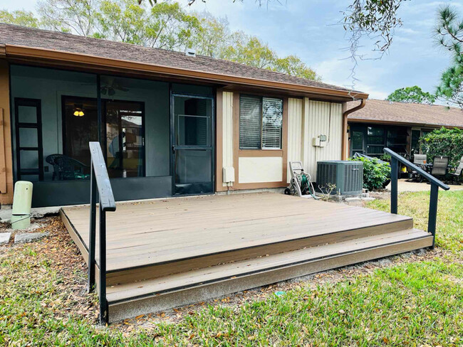 Building Photo - 202 Corkwood Ln
