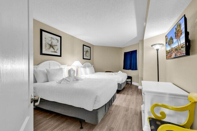 Building Photo - 2506 N Ocean Blvd