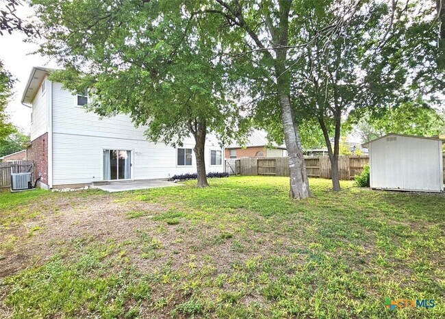 Building Photo - 237 Tapwood Ln