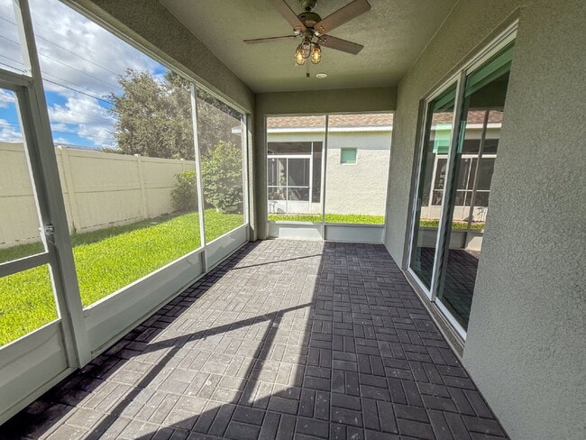 Building Photo - Elegant  2 bed, 2 bath Villa in BridgeWate...
