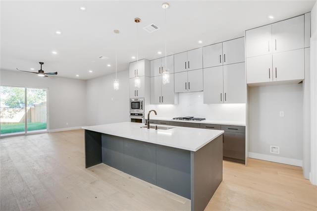 Building Photo - 2333 Vagas St