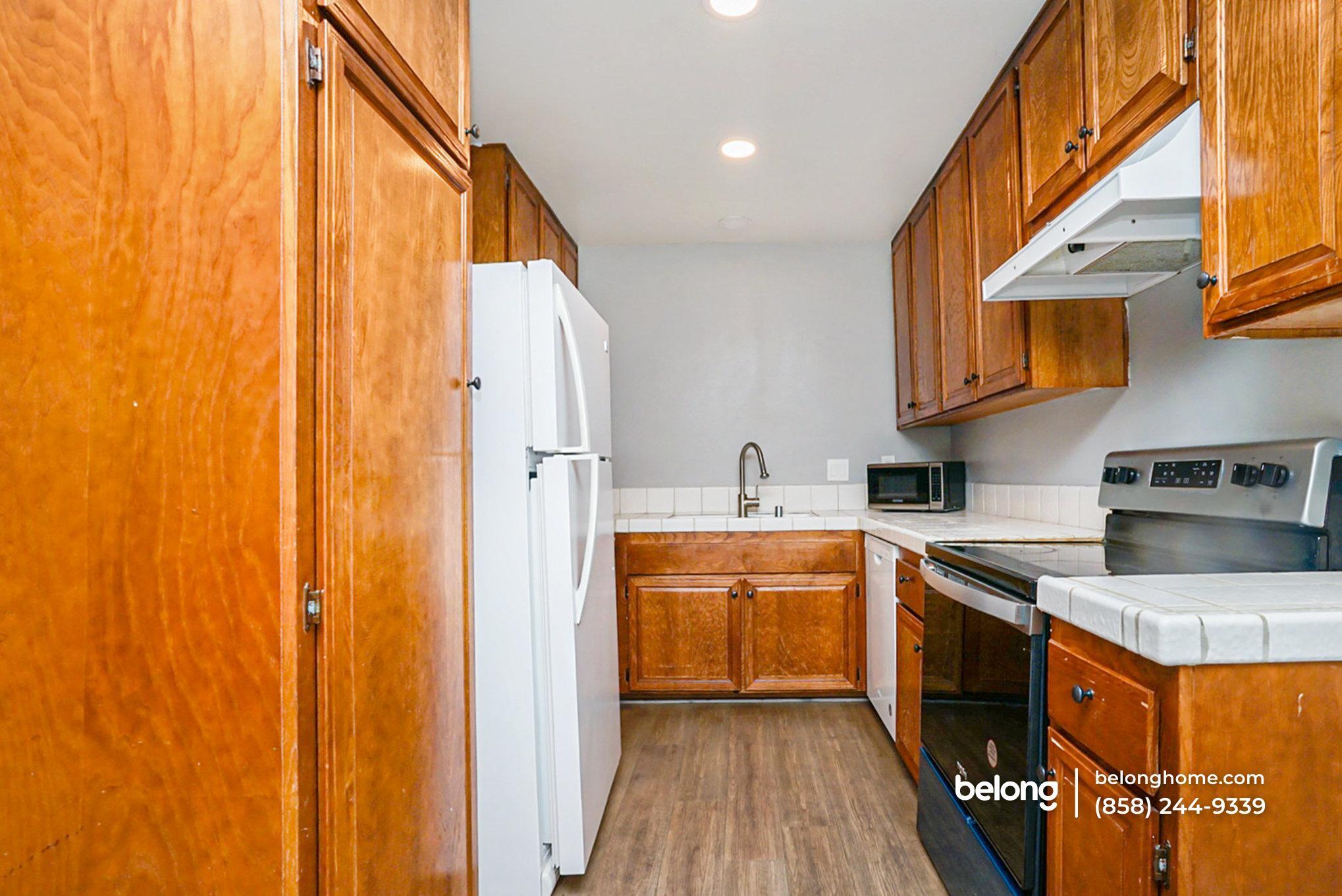 Building Photo - 3857 Camino Lindo