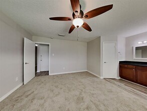 Building Photo - 24107 Lone Elm Dr