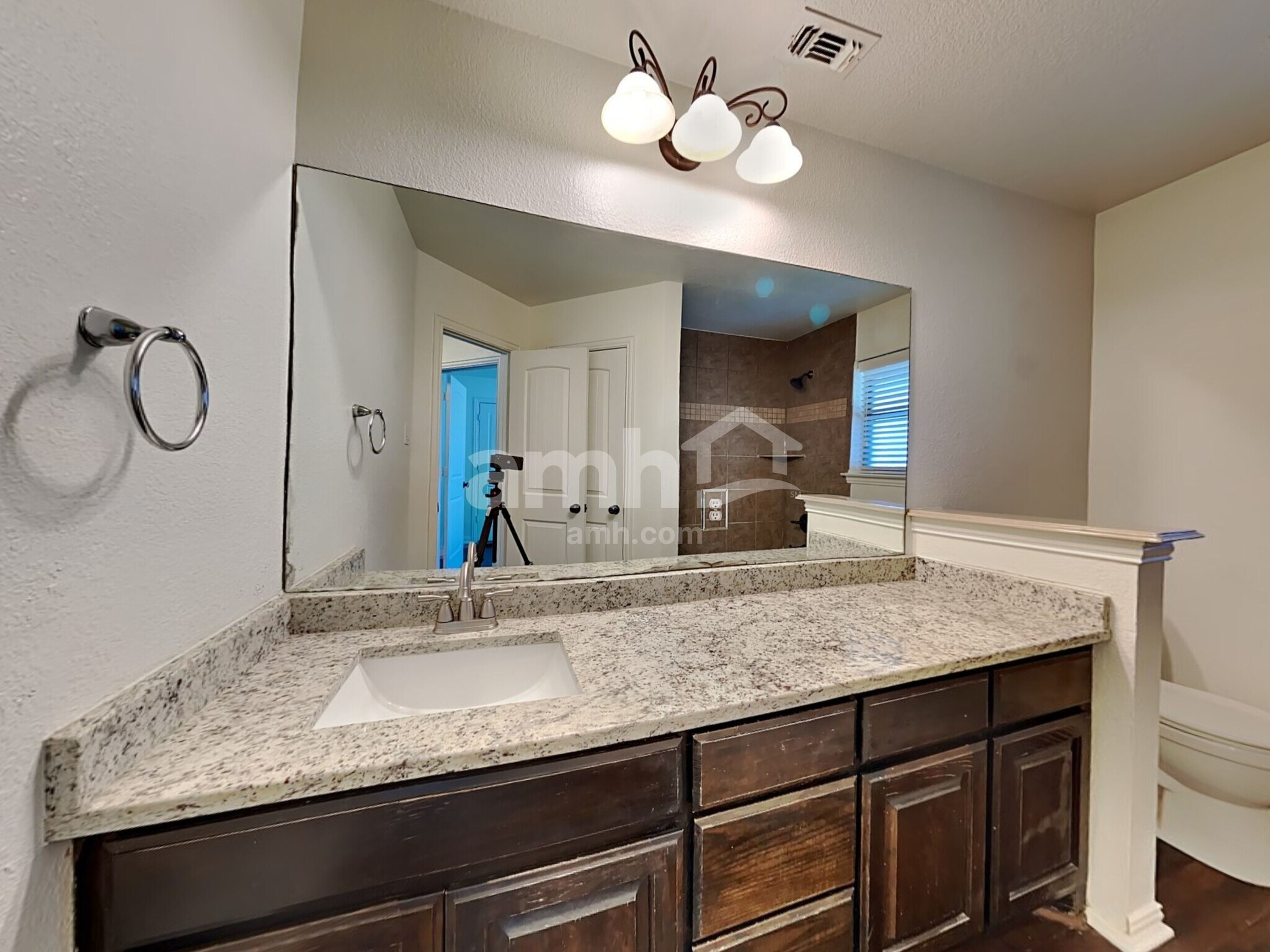 Building Photo - 101 Westend Ln