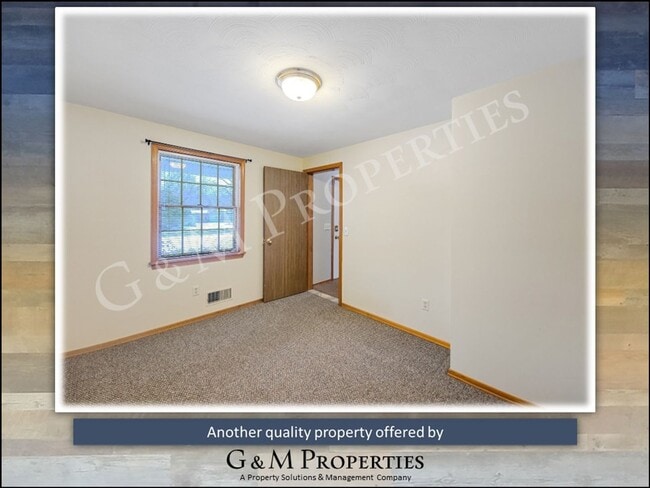 Building Photo - Rare 4-Bedroom Home Rental in the Penfield School District!