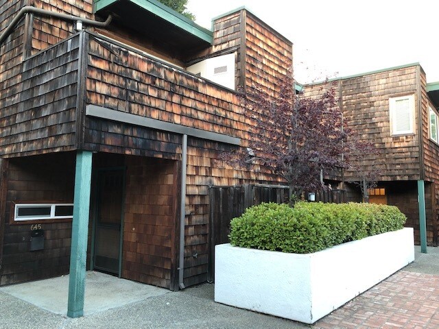 Front of Property - 645 Forest Ave