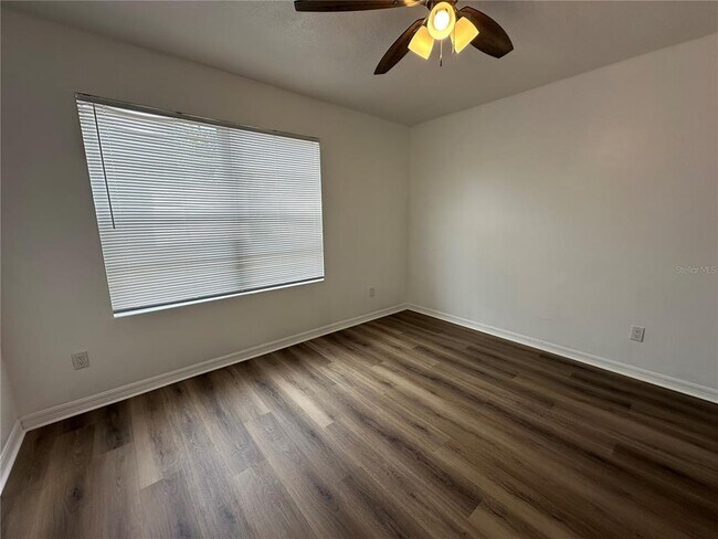 Building Photo - 1817 Townhall Ln