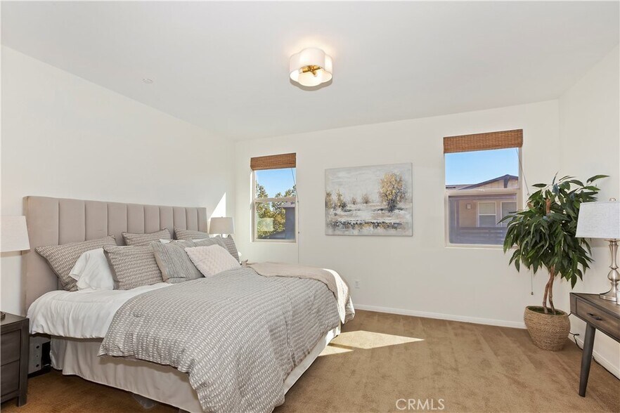 Master bedroom 3rd level - 335 S Glendora Ave