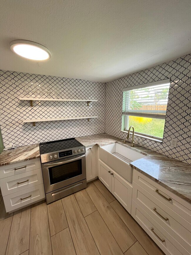 Building Photo - 4620 Aegean Ave