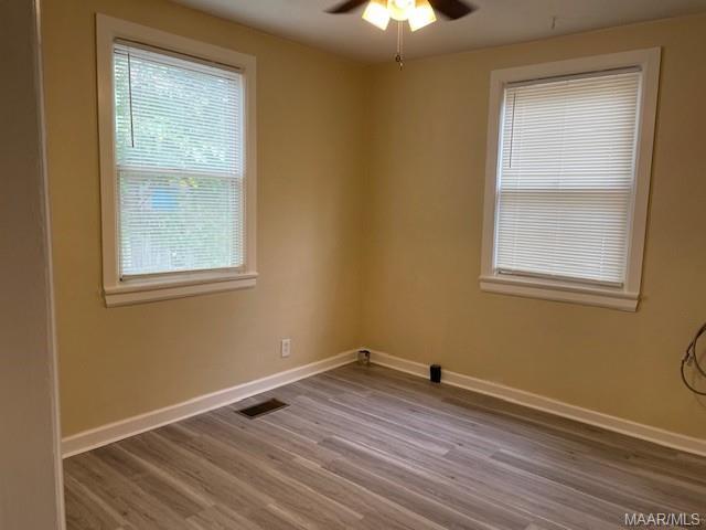 Building Photo - 121 Oak Forest Dr