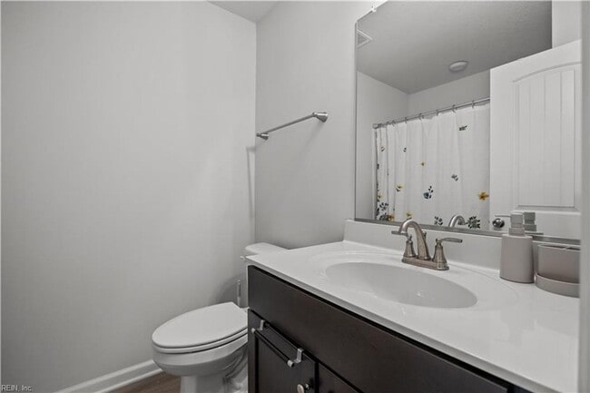 Building Photo - Luxury Living in Grassfield!