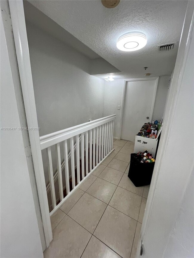 Building Photo - 171 Riviera Cir