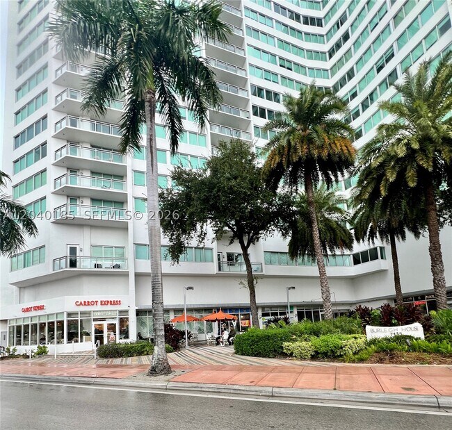 Building Photo - 7135 Collins Ave