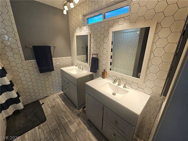 Building Photo - 3122 Elmrock Pl