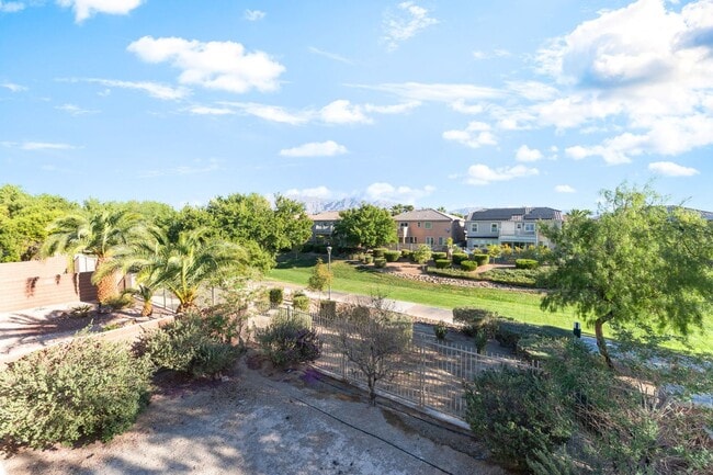 Building Photo - Upgraded 3-Bedroom Home in Gated Community!