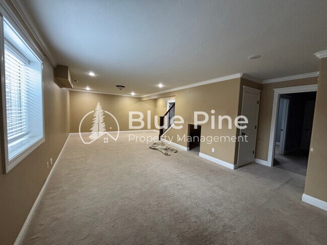 Building Photo - 6020 Bryson Ln