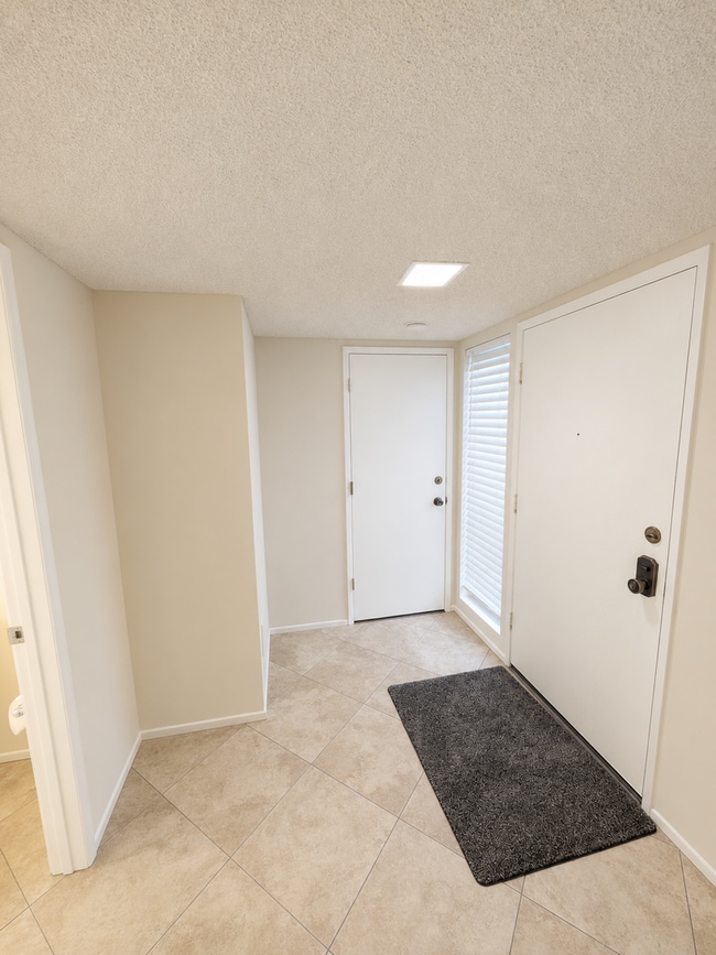 Building Photo - North Pomona Townhome with Private Patio and Community Pool!