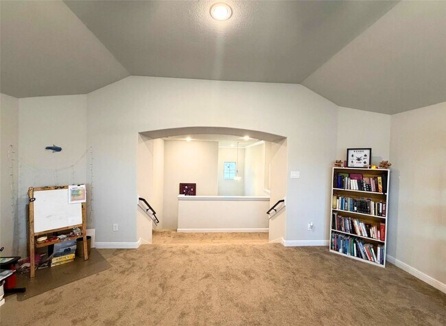 Building Photo - 244 Upland Dr