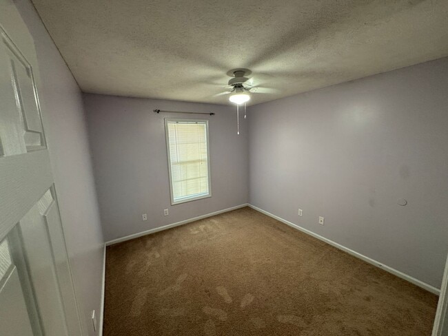 Building Photo - For Rent - Need Space?