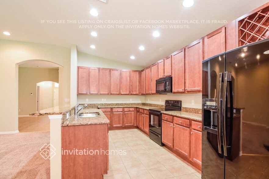 Building Photo - 6609 Bluff Meadow Ct