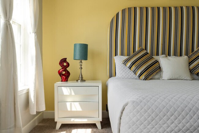 Building Photo - 466 Captiva Dr