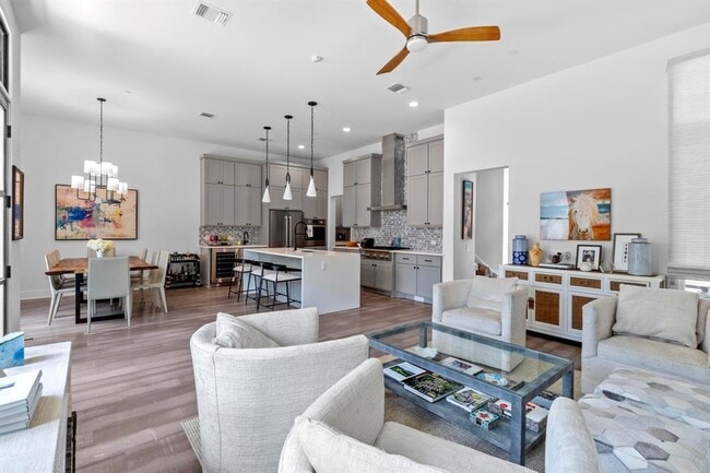 Building Photo - 4016 Diligence Dr