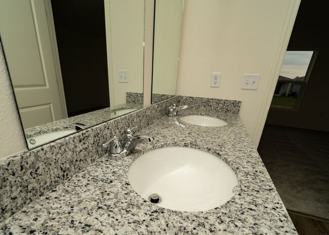Building Photo - Beautiful 4-Bedroom Home for Rent in Stone Ridge – Ask About Our Zero Security Deposit Move-In Pr...