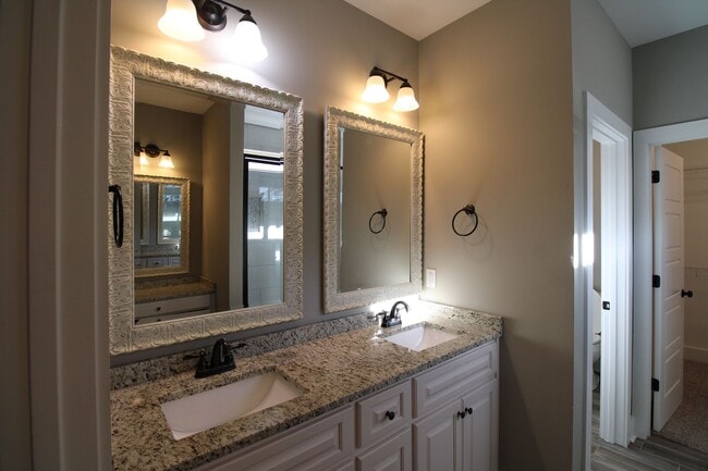 Building Photo - Beautiful 3/2 home in Bonaire!