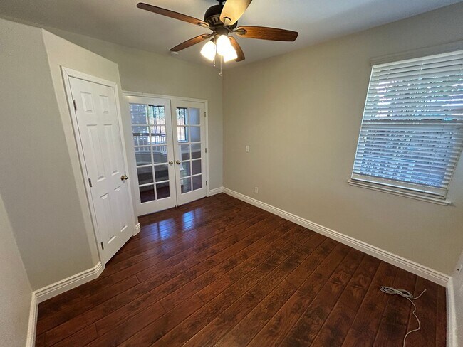 Building Photo - Spacious 4 Bed 3 Bath Home in Garin Community