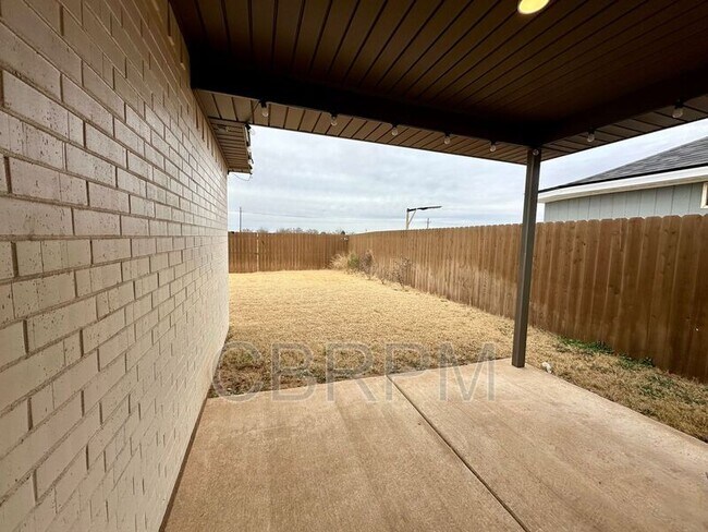 Building Photo - 2014 132nd St