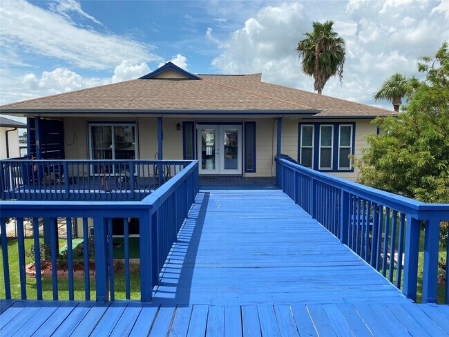 Building Photo - 16 N White Heron Dr