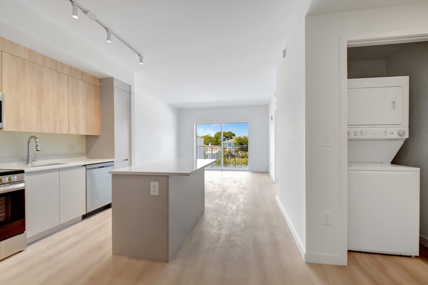 Building Photo - 232 Fordham Dr