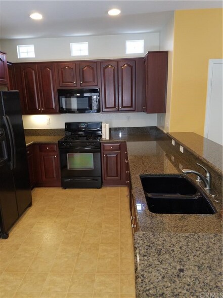 Building Photo - 11210 Sunkist Dr