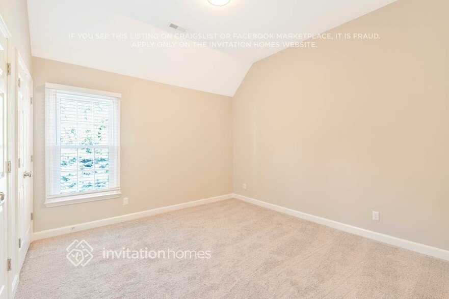 Building Photo - 1217 Boyden Pl NW