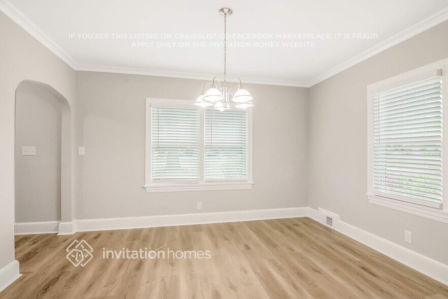 Building Photo - 245 Mattox St