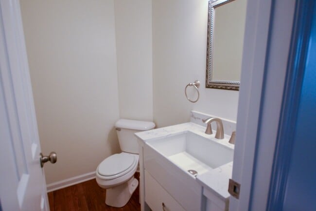 Building Photo - Escoba Bay Community- 3 Bedroom PLUS Bonus Room