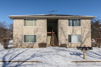 Building Photo - 490 Westwood Ct